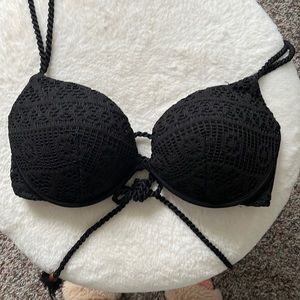 NWOT Victoria’s Secret bikini top